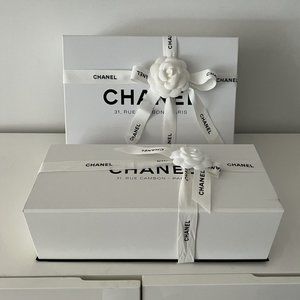 Lot of 2, AUTH Chanel Magnetic White Gift Box 31, Rue Cambon printed from Paris